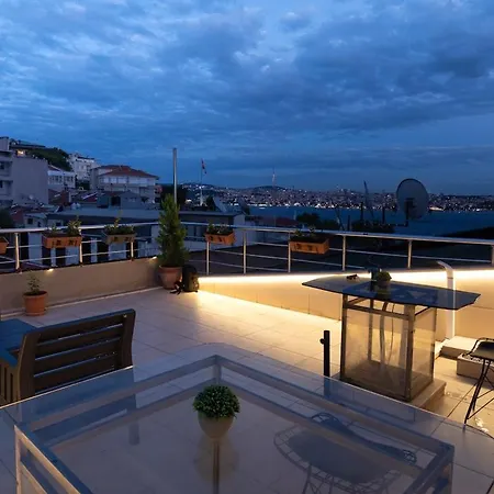 דירה Luxury With Exceptional Terrace And Bosphorus View *