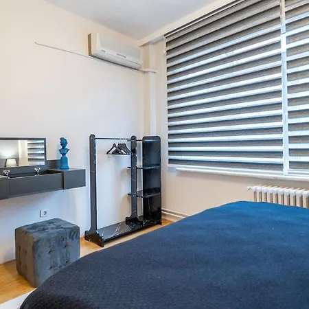 Luxury With Exceptional Terrace And Bosphorus View דירה